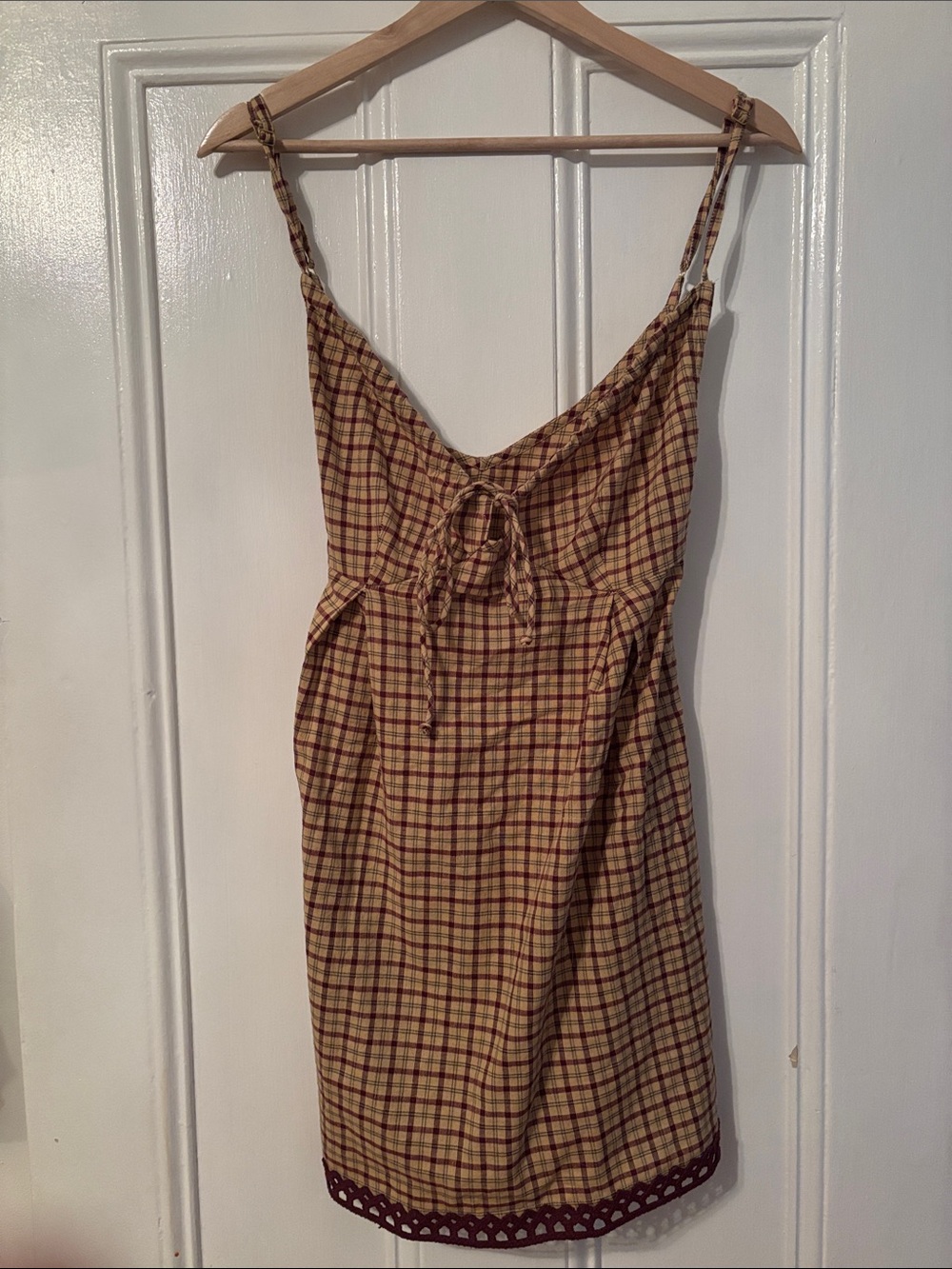 Tartan babydoll Dress in taupe and Burgundy - Picture 2 of 4
